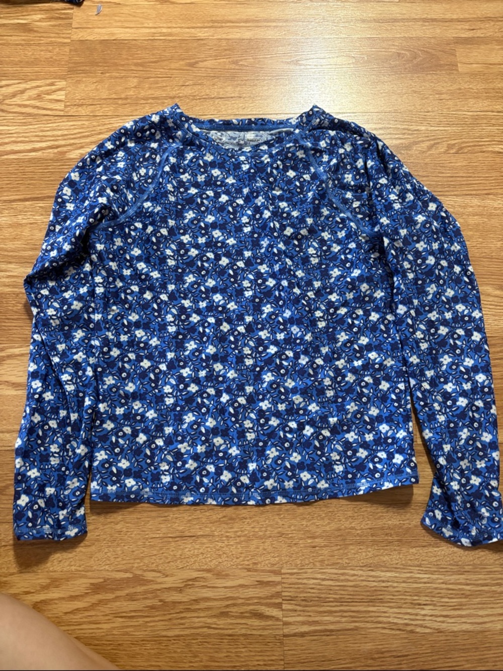 aerie blue floral swim shirt/sun shirt